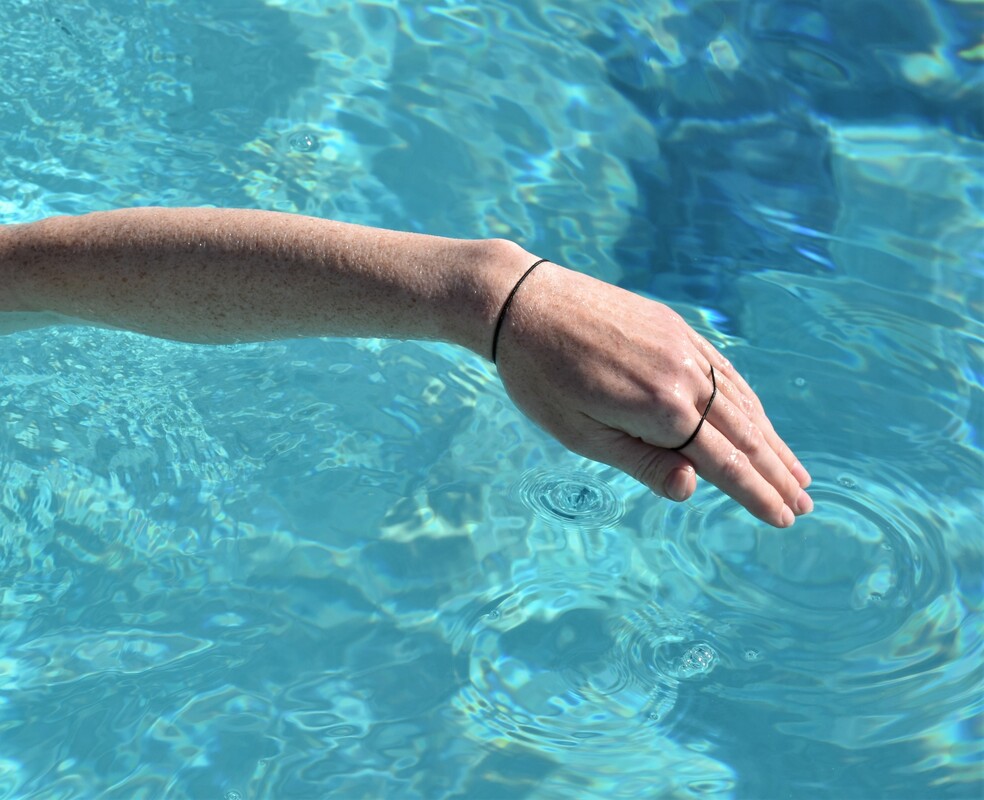 How catch-it improves tha hand entry of a front crawl stroke